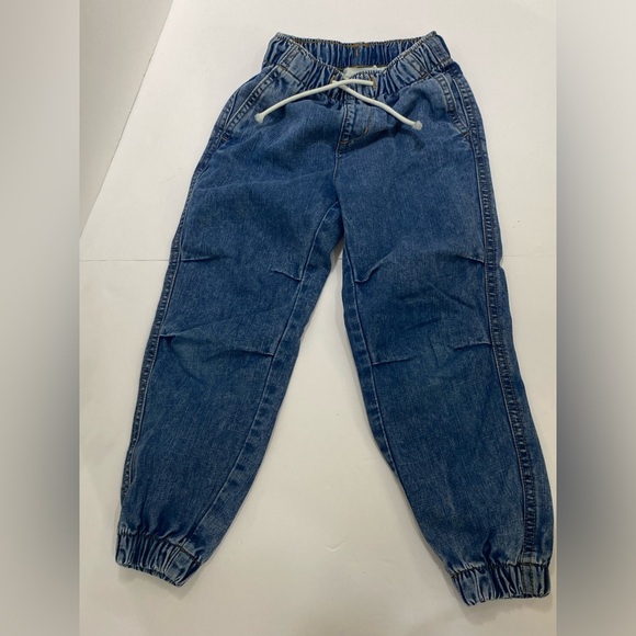 LIKE NEW🤍H&M JEANS JOGGER BOY 5t - Picture 1 of 6